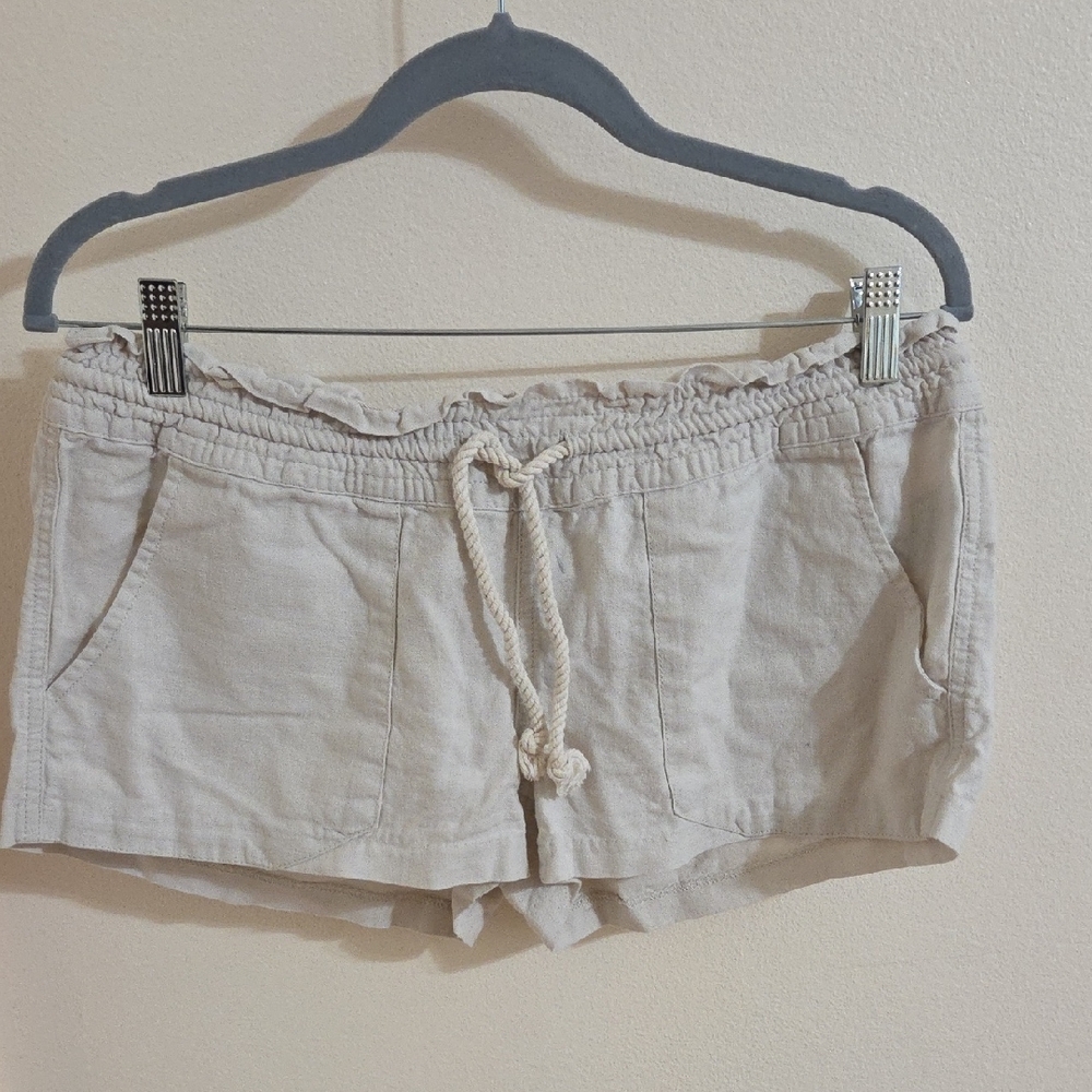 Roxy Women's Beige Drawstring Cargo Shorts